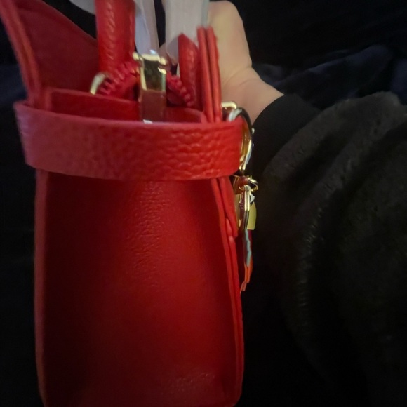 NEW WOMENS RED FASHION HANDBAG
with PONY CHARM - Picture 3 of 10